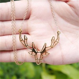 🦌 Awesome Metallic Geometric Deer Head Necklace 🦌